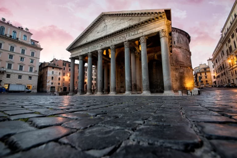 Italy: History, Arts & Culture​